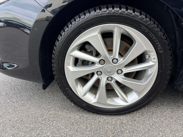 2017 Acura ILX - $22,900