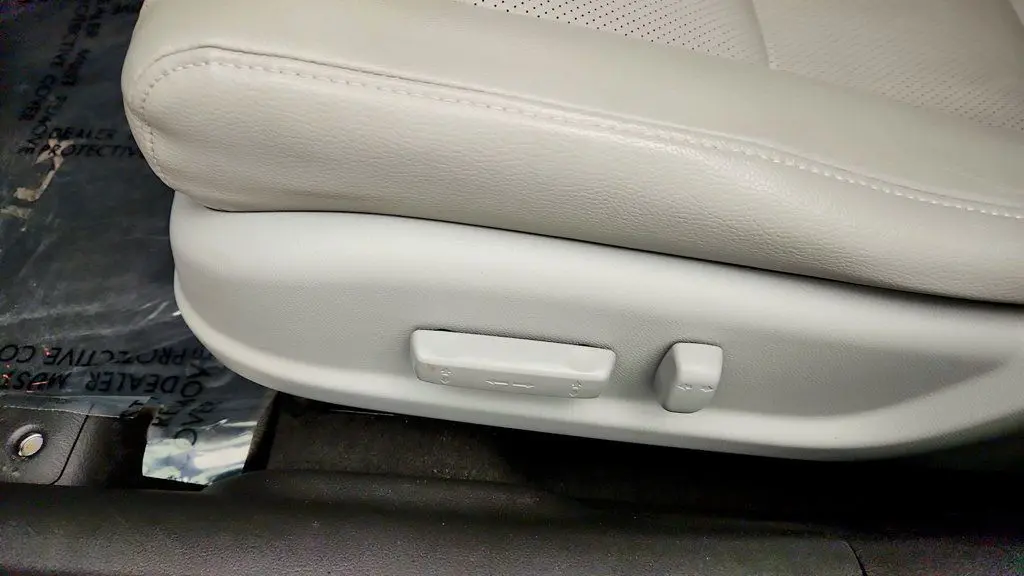 2017 Acura ILX - $16,995