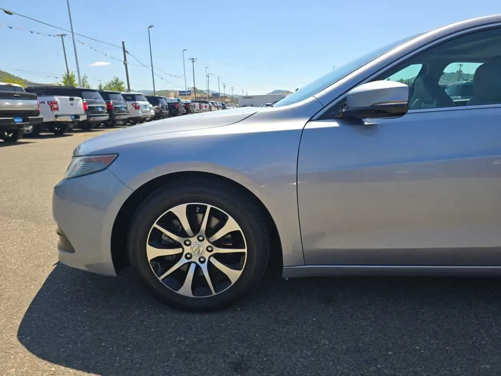 2015 Acura TL - $13,750