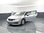 2015 Civic Thumbnail 9