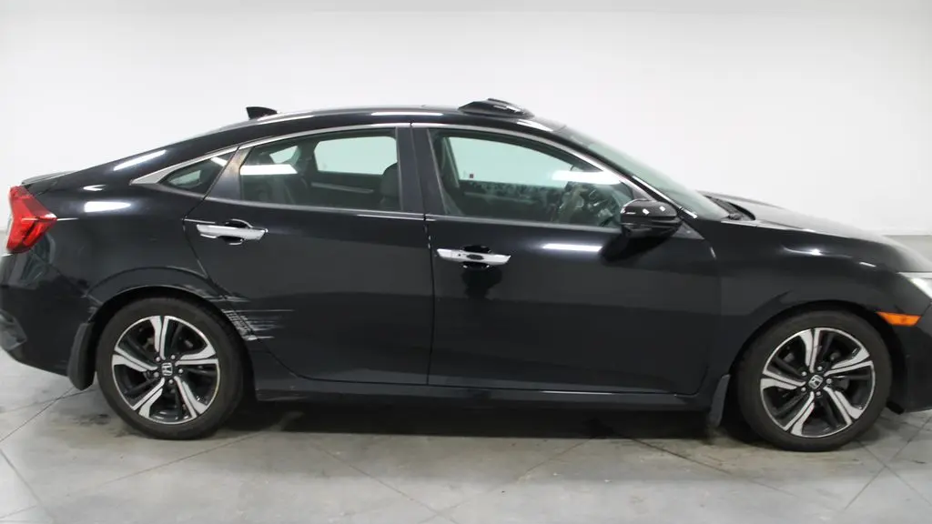 2016 Honda Civic Touring