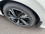 2017 Civic Thumbnail 9