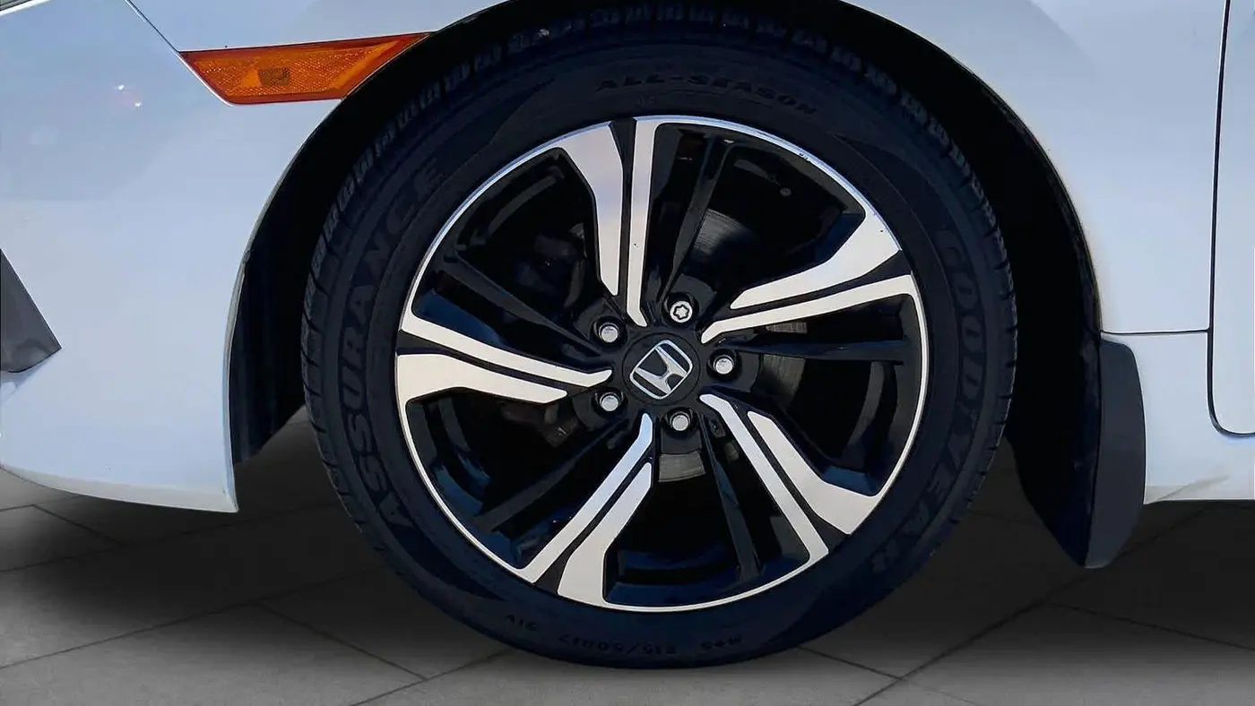 2017 Honda Civic Touring
