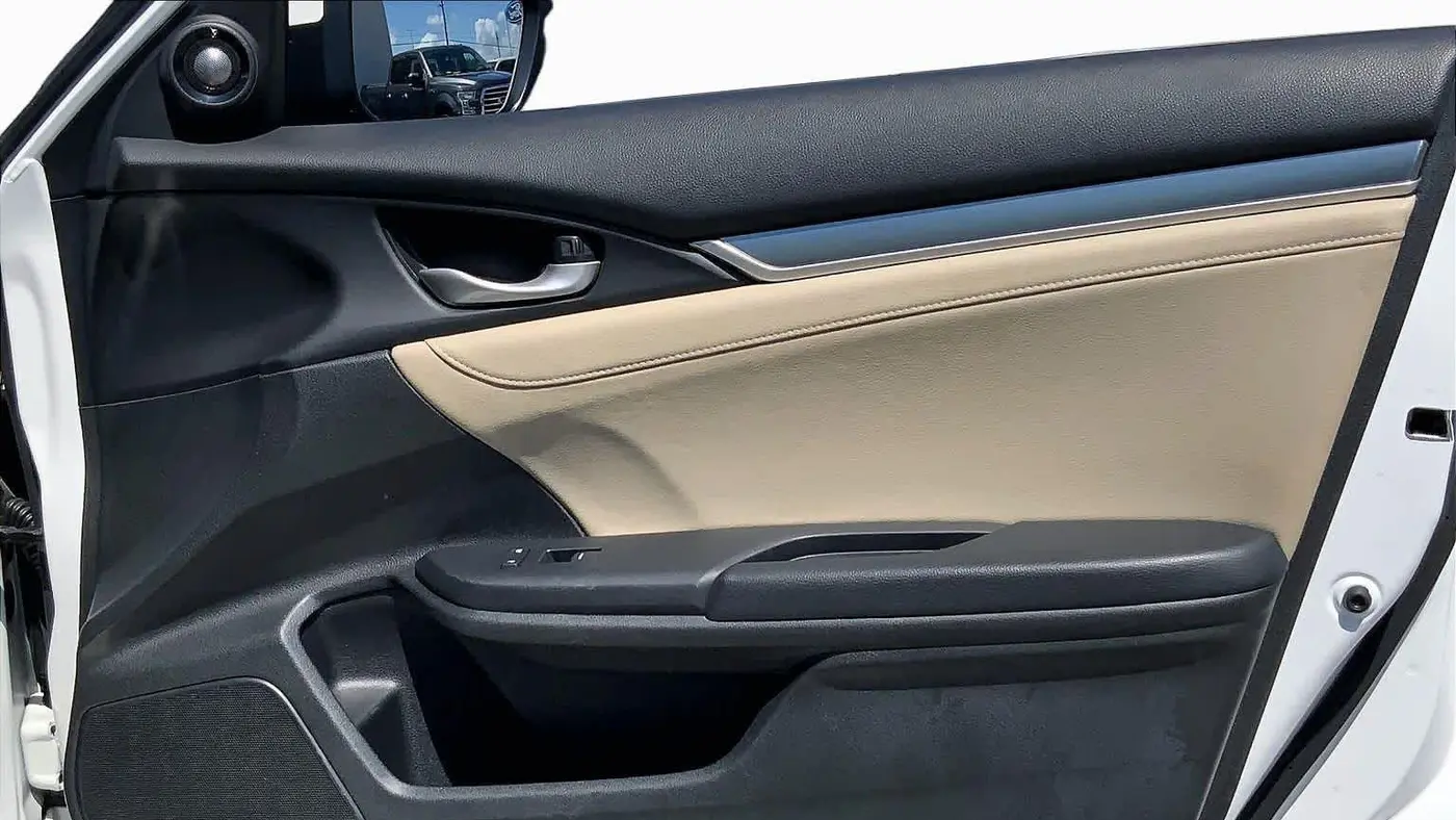 2017 Honda Civic Touring