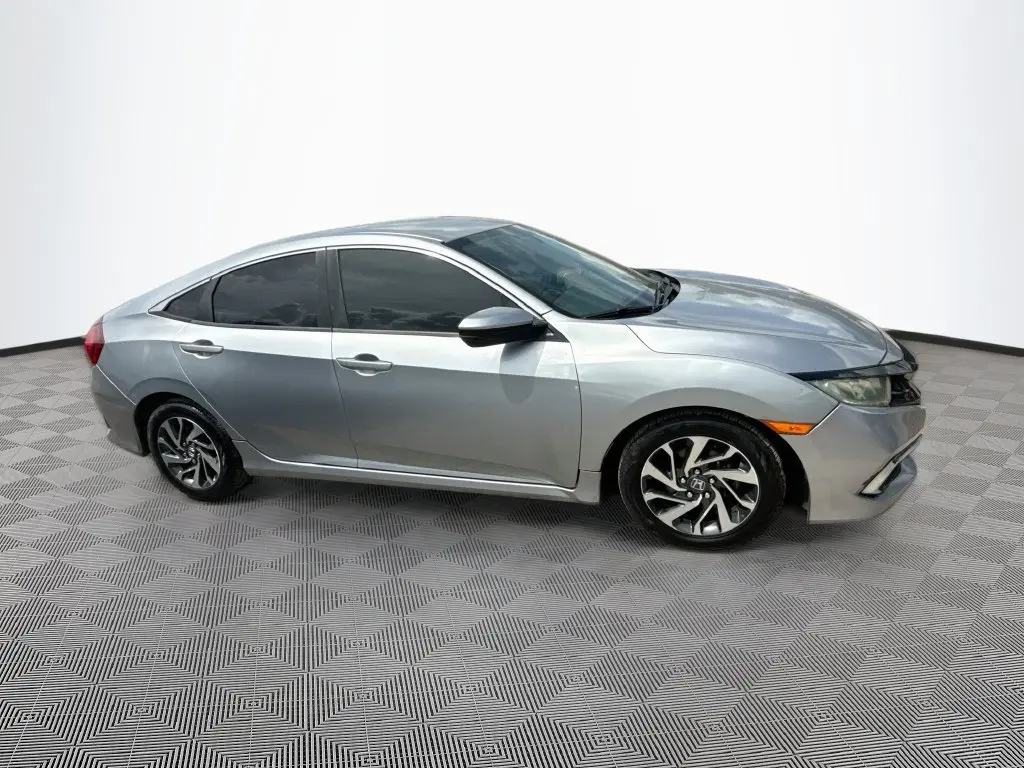2017 Honda Civic - $13,996