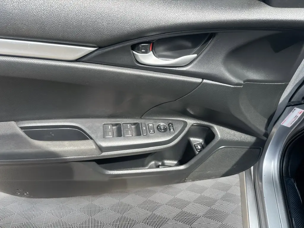 2017 Honda Civic - $13,996