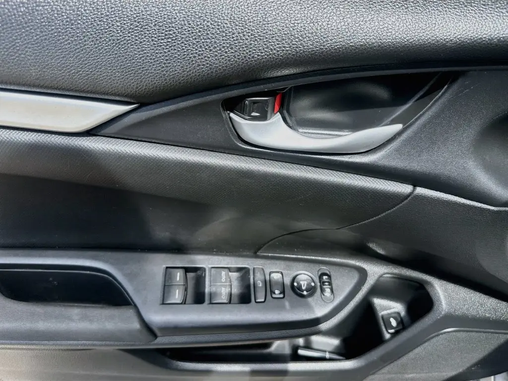 2017 Honda Civic - $13,996