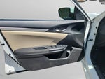 2016 Civic Thumbnail 14