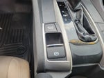 2016 Civic Thumbnail 30