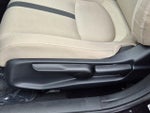 2016 Civic Thumbnail 8