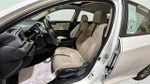 2016 Civic Thumbnail 15