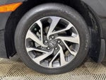 2016 Civic Thumbnail 10