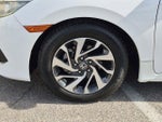 2016 Civic Thumbnail 17