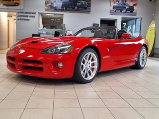 2004 Dodge Viper with Viper Red Clearcoat/Black Soft Exterior