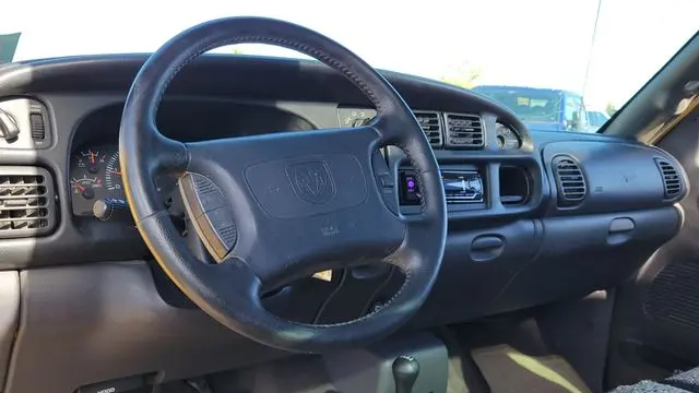 1999 Dodge Ram 1500 ST