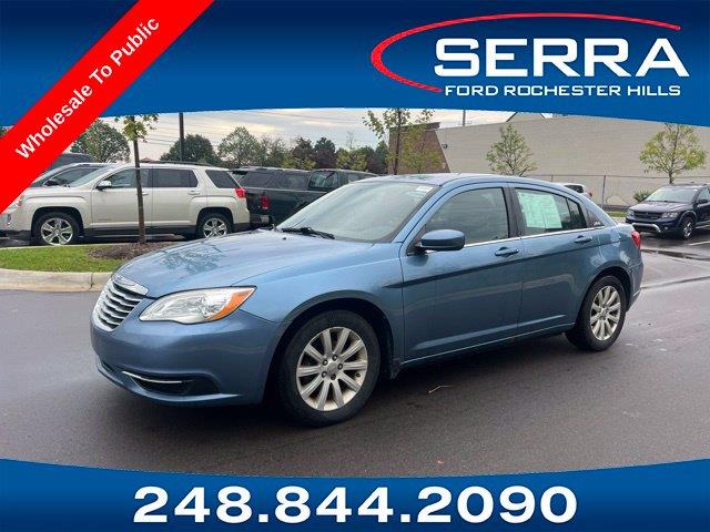 2011 Chrysler 200 - $3,987