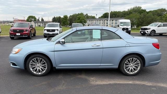 2013 Chrysler 200 Limited