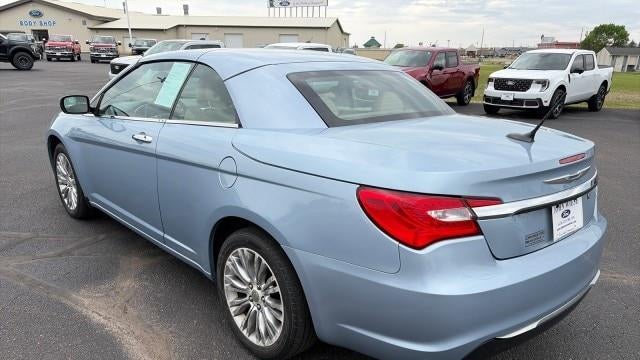 2013 Chrysler 200 Limited