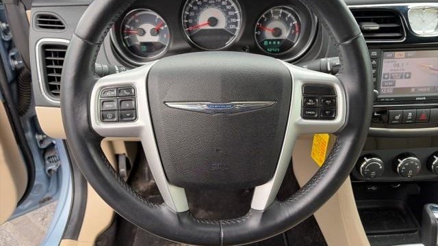 2013 Chrysler 200 Limited