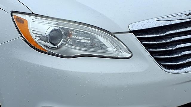 2012 Chrysler 200 LX