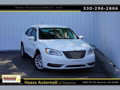 2013 Chrysler 200 Touring 4DR Sedan