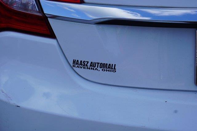 2013 Chrysler 200 - $6,900