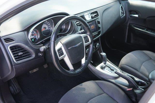 2013 Chrysler 200 - $6,900