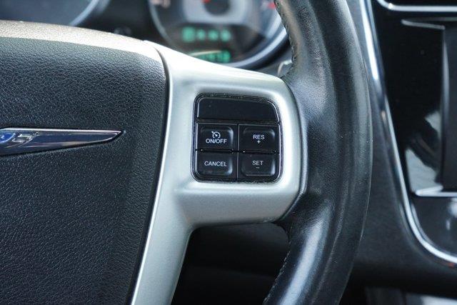 2013 Chrysler 200 - $6,900