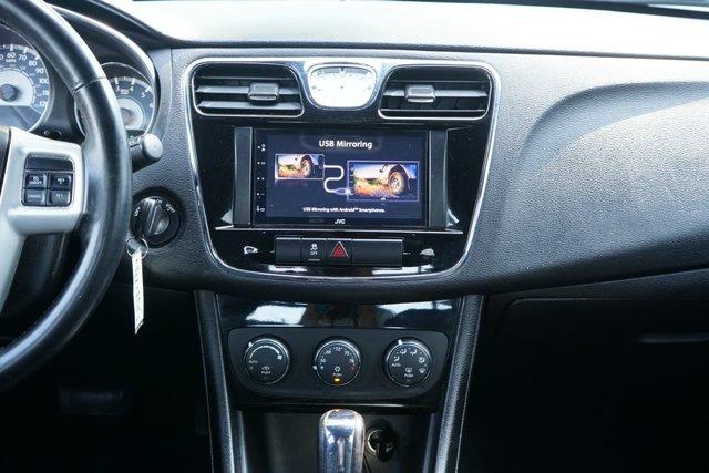 2013 Chrysler 200 - $6,900