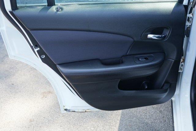 2013 Chrysler 200 - $6,900