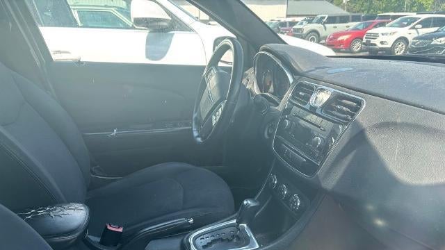 2014 Chrysler 200 Touring