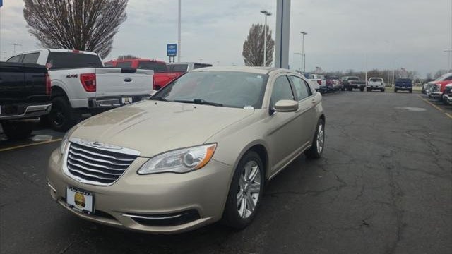 Preowned 2013 Chrysler 200 Touring for Sale