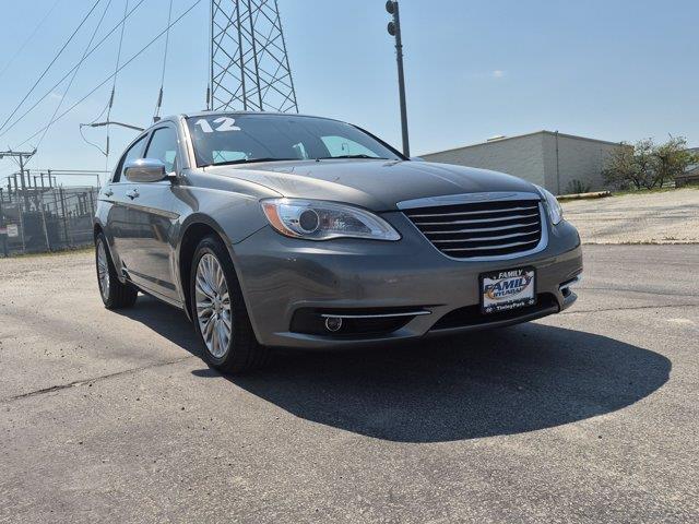 2012 Chrysler 200 - $8,788