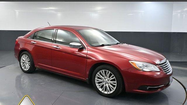 Preowned 2012 Chrysler 200 Limited for Sale
