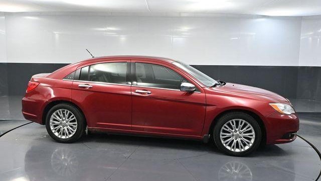 2012 Chrysler 200 Limited