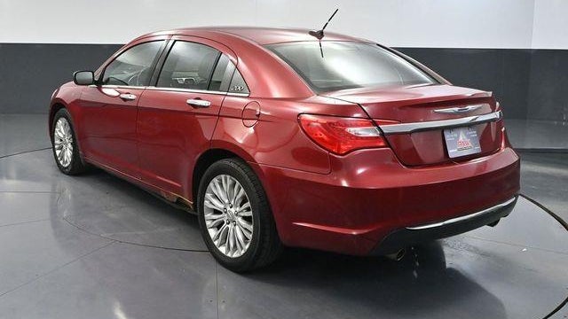 2012 Chrysler 200 Limited