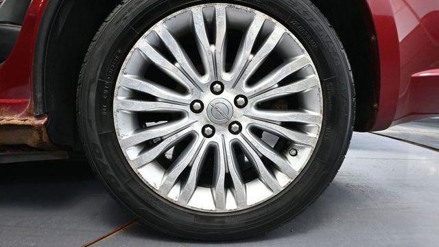 2012 Chrysler 200 Limited