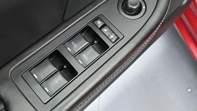 2012 Chrysler 200 Limited