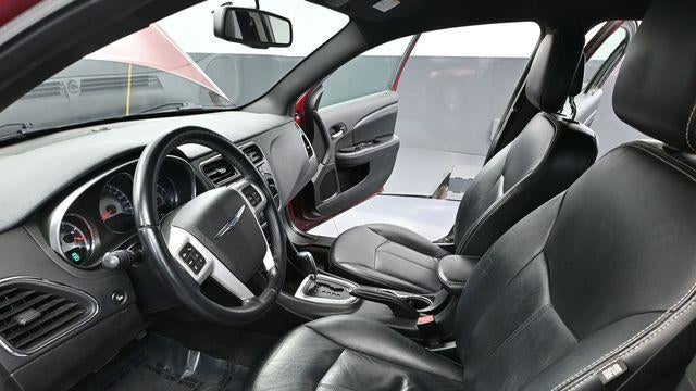 2012 Chrysler 200 Limited