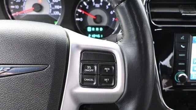 2012 Chrysler 200 Limited