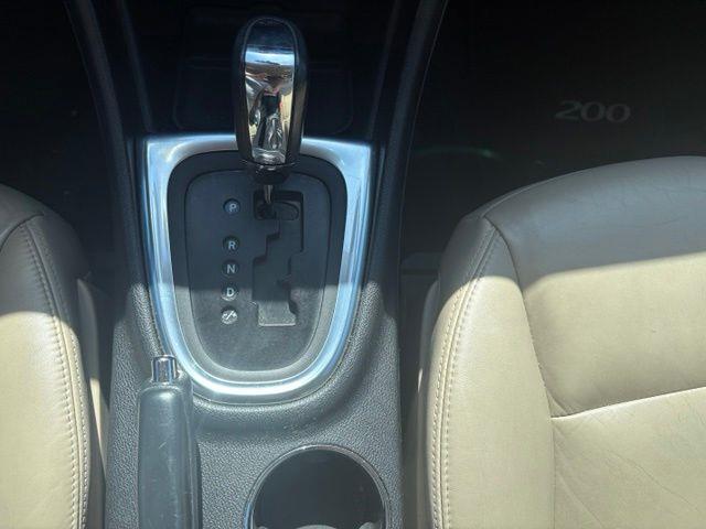 2014 Chrysler 200 - $5,864