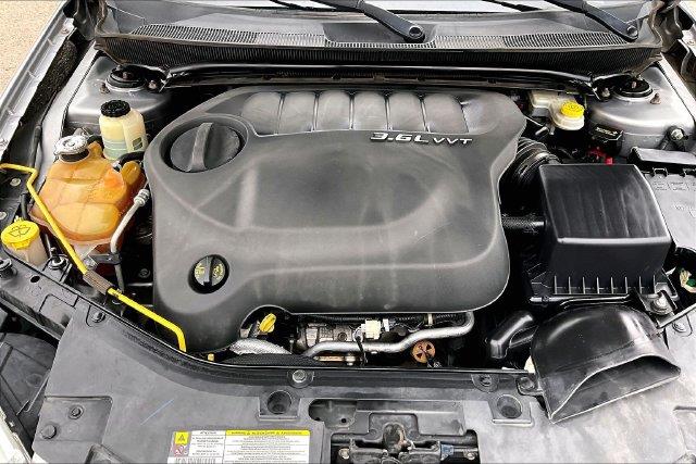 2013 Chrysler 200 - $6,493