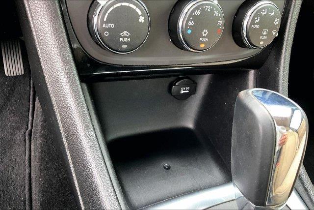 2013 Chrysler 200 - $6,493