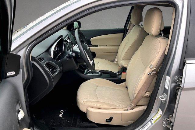 2013 Chrysler 200 - $6,493