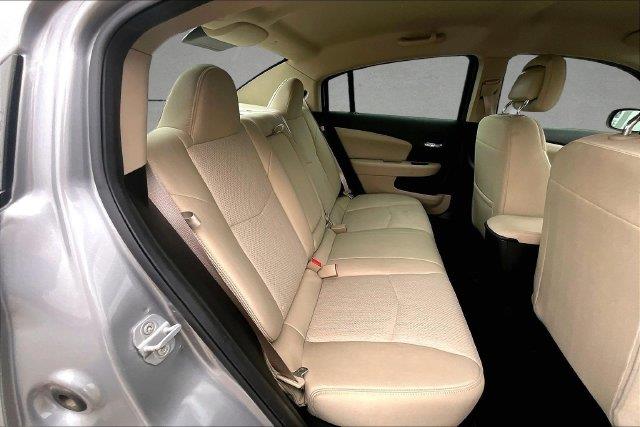 2013 Chrysler 200 - $6,493