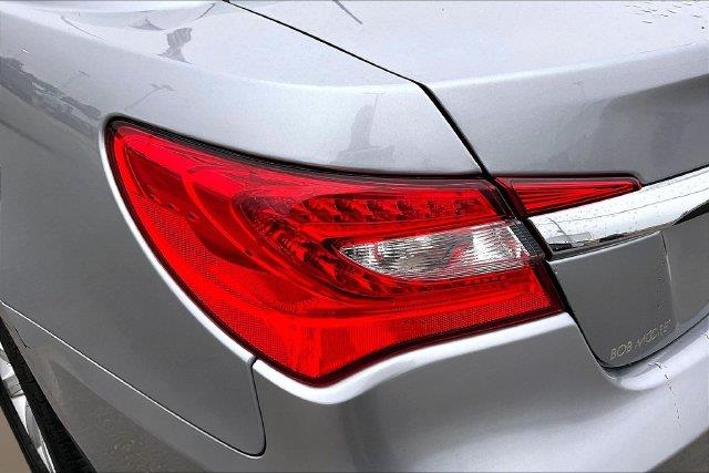 2013 Chrysler 200 - $6,493