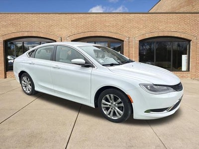 2015 Chrysler 200 Limited 4DR Sedan