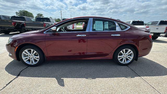2017 Chrysler 200 Limited
