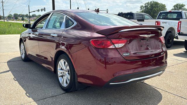 2017 Chrysler 200 Limited