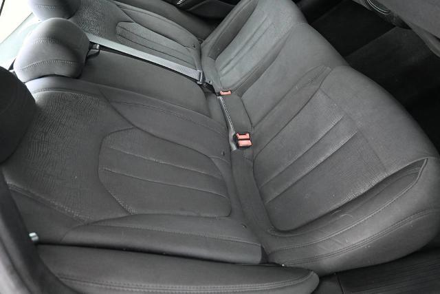 2015 Chrysler 200 - $8,898